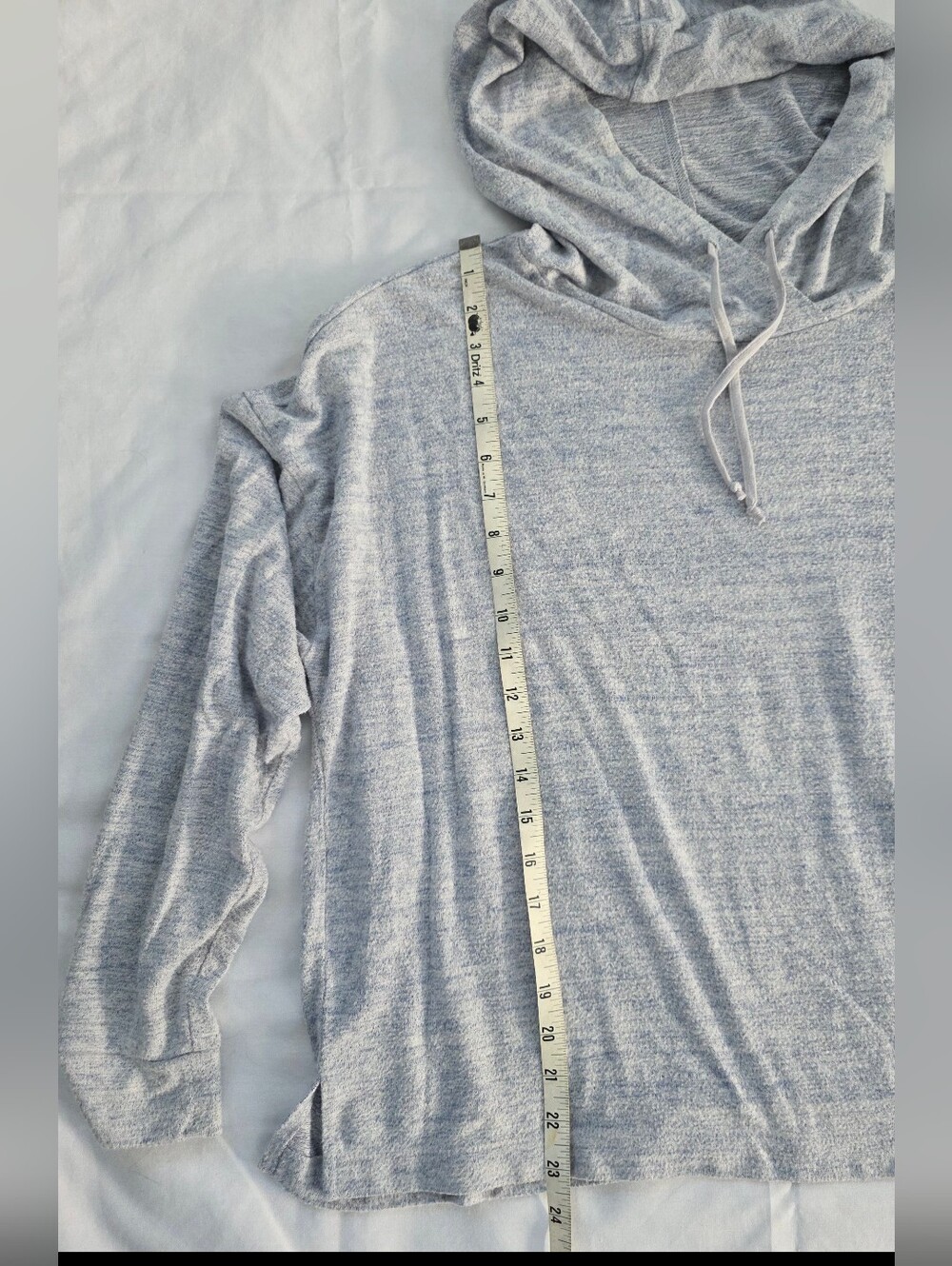 Old Navy Light Blue Midweight Hooded Pullover. - Picture 4 of 5